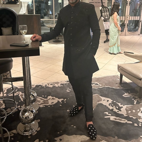 Indo-Western Sherwan with pants - Picture 5 of 5